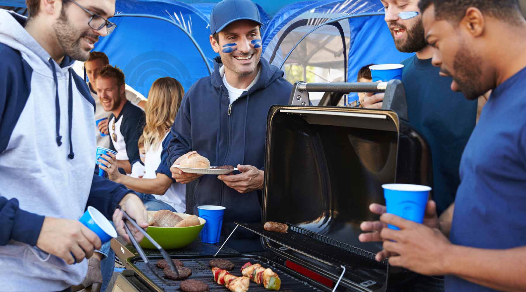 Multi-person Pop-Up Pods ar more convenient than umbrellas and clumsy heavy canopies.